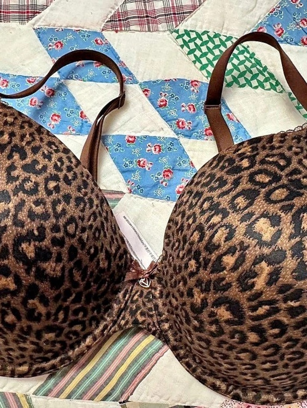 Victoria's Secret Body by Victoria Full Coverage Bra Leopard 38DD